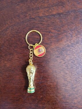 Brand New 2026 Fifa World Cup Trophy Keychain SPAIN Flag